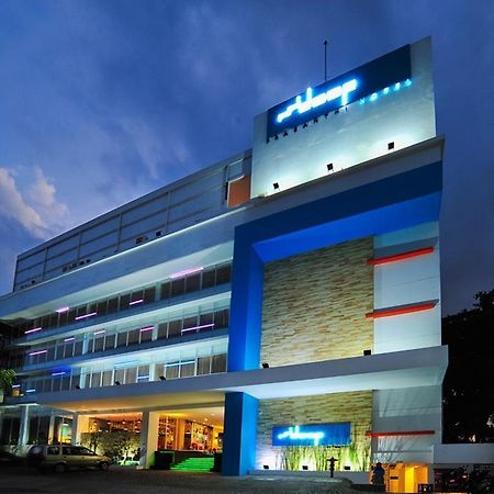 idoop Hotel Lombok Mataram Buitenkant foto