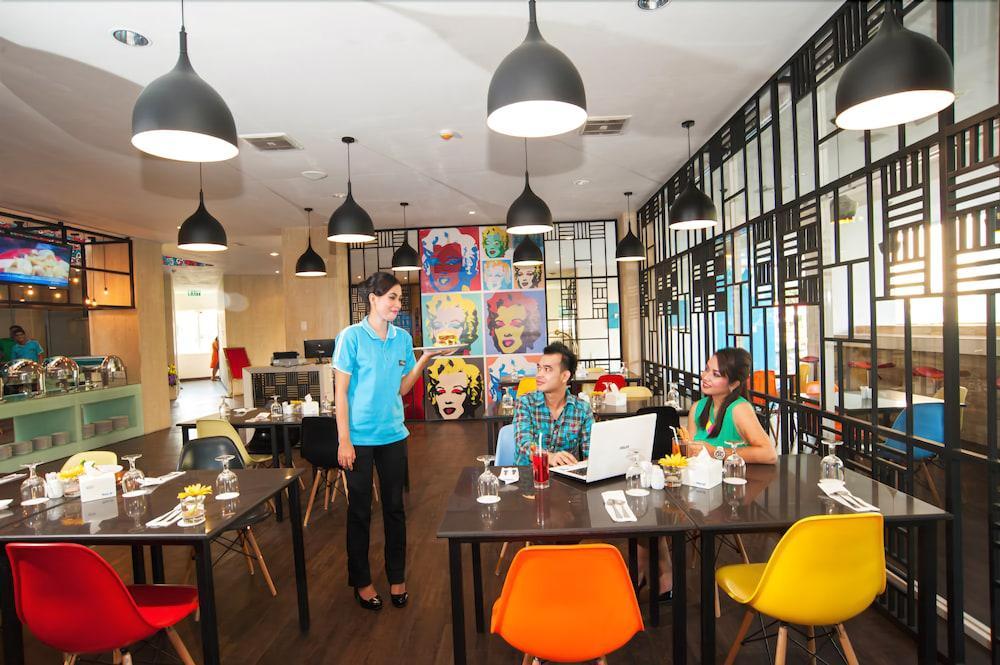 idoop Hotel Lombok Mataram Buitenkant foto