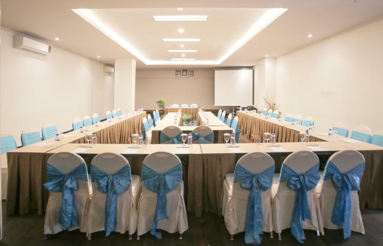 idoop Hotel Lombok Mataram Buitenkant foto
